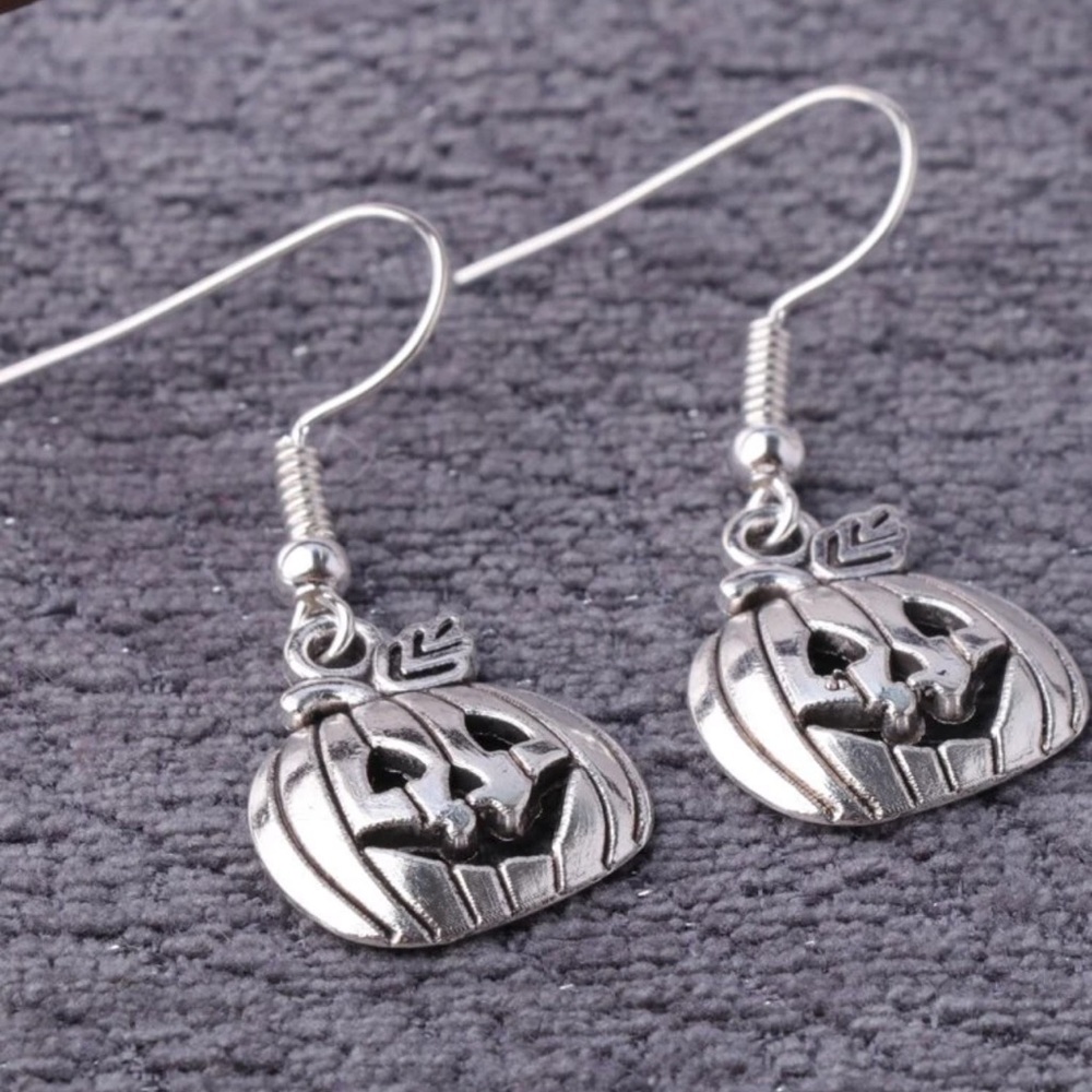 🎃 Awesome Metallic Pumpkin Jack-o-lantern Drop Earrings 🎃